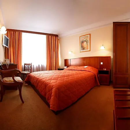 Premier Rus 3* Kyiv